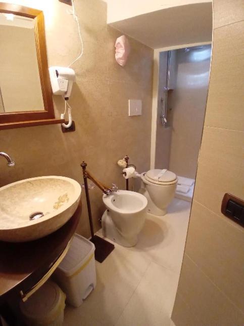 Loft Appia Antica Donna Eugenia Apartment โรม ภายนอก รูปภาพ